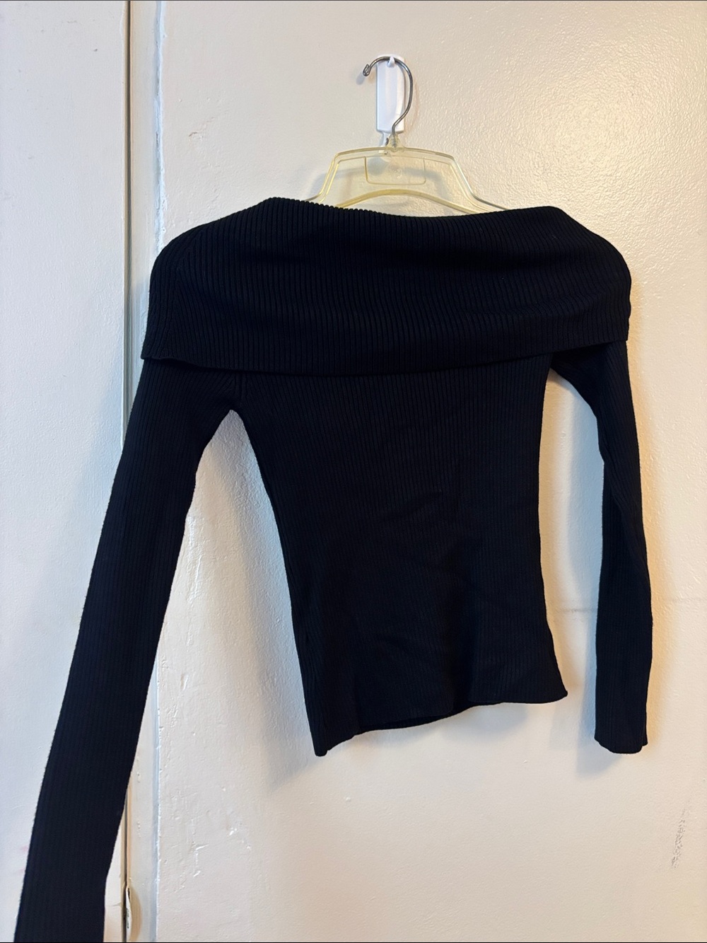Bar III Black Off-Shoulder Ribbed Long Sleeve Top - Picture 4 of 5